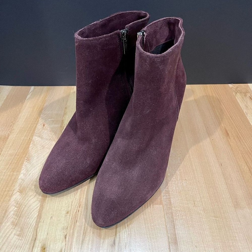 La Canadienne Suede Ankle Heeled Boots